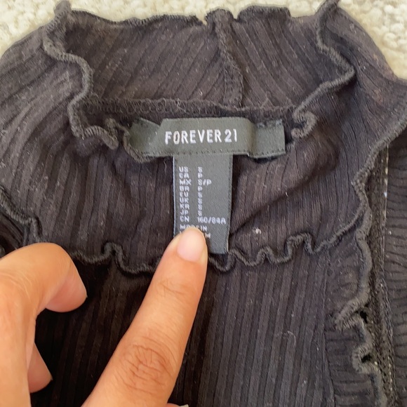 Forever 21 halter black top with sleeves - Picture 2 of 3